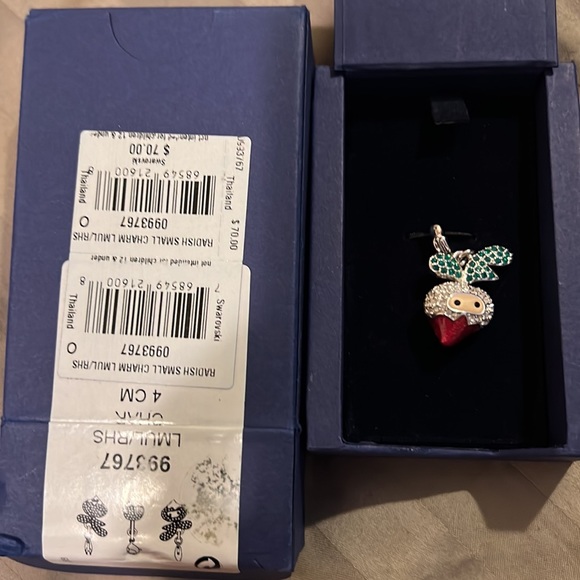 Swarovski crystal turnip charm - Picture 2 of 3